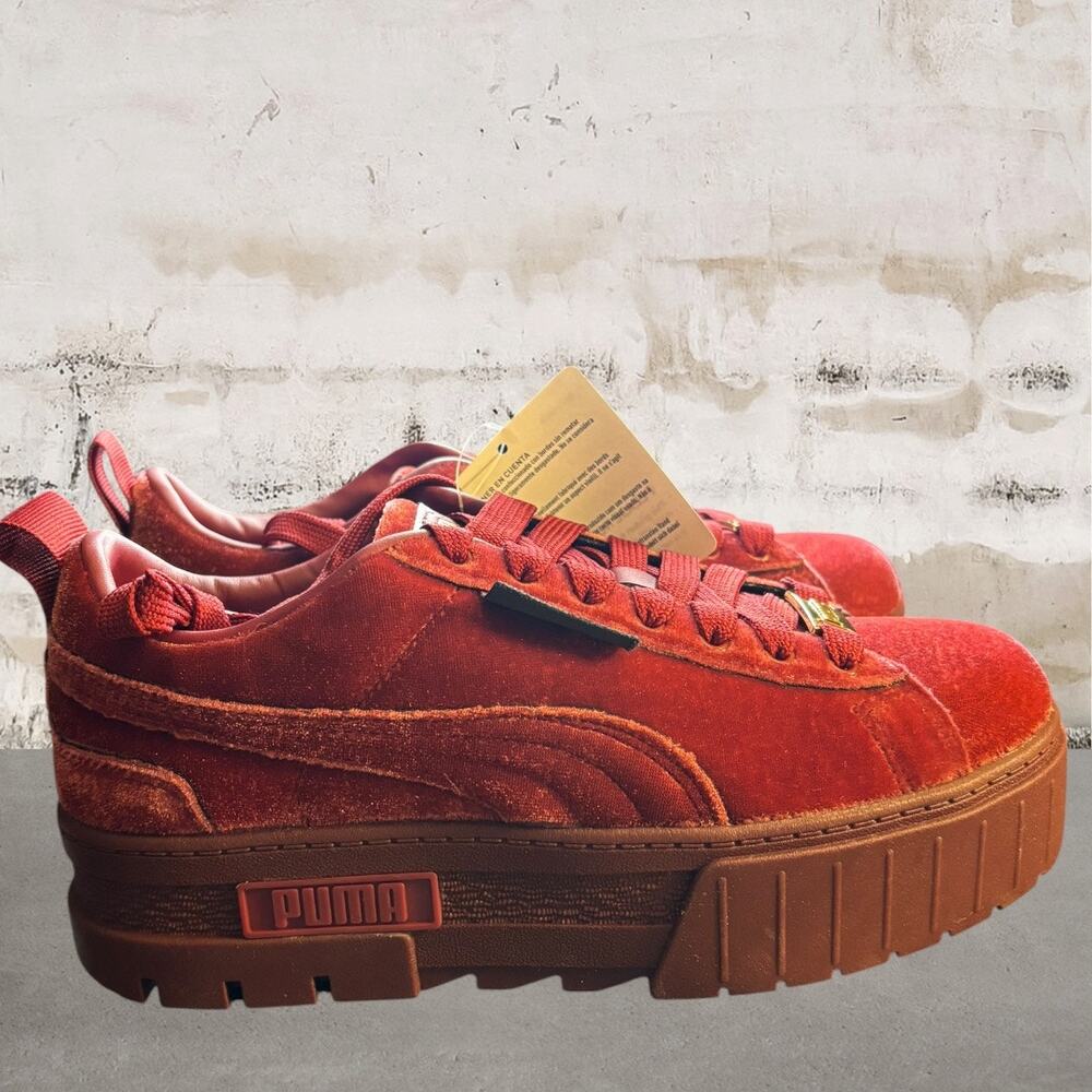 Puma $90 Mayze Velvet Platform Sneakers in Tibetan Red NIB Size 7 - Picture 4 of 8